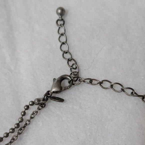 Avon pewter toned double chain necklace with butterfly, ladybut and dragonfly. - Picture 3 of 6